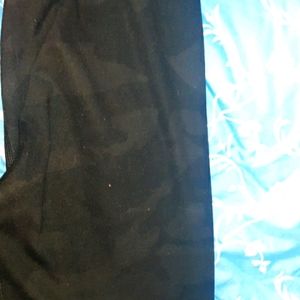 Black camo black leggings